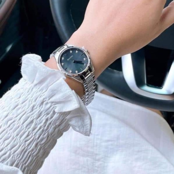 ***NEW*** Bulova Classic Sutton Quartz Diamond Ladies Watch - Picture 15 of 16